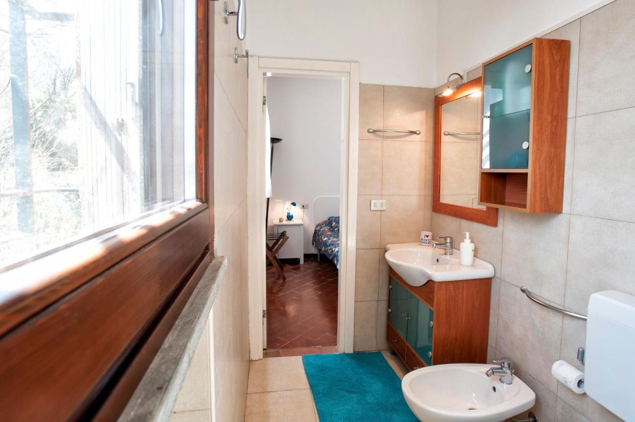 Casa Vacanze Tana Della Volpe Іспра Екстер'єр фото