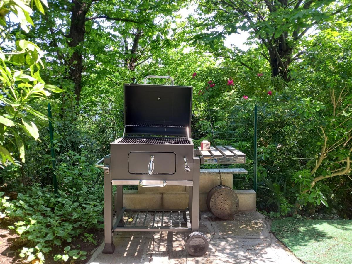 Casa Vacanze Tana Della Volpe Іспра Екстер'єр фото